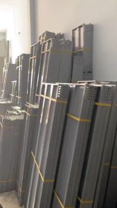 Kệ sắt 4 tầng Rộng 40cm x Dài 80cm x Cao 150cm) Kệ sắt V lỗ đa năng