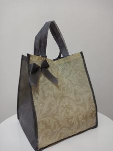 Tas hajatan Emboss isi 12 pcs(1 lusin) 22cmx22cm tinggi 28cm /tas pita emboss /tas kado