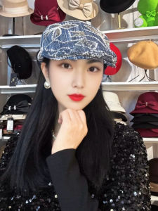 หมวกแฟชั่นฤดูใบไม้ผลิและฤดูร้อนสำหรับผู้หญิง หมวกทรงปากเป็ดปักลายดอกไม้สไตล์ญี่ปุ่น หมวกแฟชั่นสตรีทที่ใช้งานได้หลากหลาย