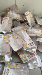 Núm Vú Cho Bé Sơ Sinh Pigon Cổ Hẹp vỉ 2 cái Siêu Mềm Thay Thế Cho Bình Sữa Cổ Hẹp Pigeon và Bình Cổ Hẹp Khác