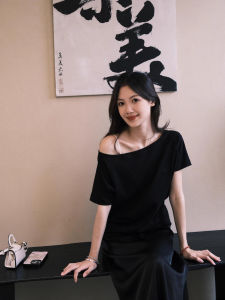 Black Asymmetrical Shoulder T-shirt Short Sleeve Womens Casual Slimming Top Korean Style Commute Simple Cotton Blend Summer