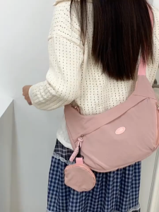 กระเป๋าสะพายข้าง/ไหล่ กระเป๋าสะพายผ้าไนลอน ความจุของได้เยอะ น้ำหนักเบา พกพาสะดวก กระเป๋าลำลอง แฟชั่นสำหรับผู้หญิง