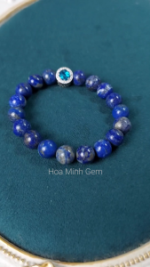 Vòng tay đá Lapis Lazuli thanh kim tự nhiên phối charm Pan tròn xanh biển phong cách tĩnh tại an nhiên | Hoa Minh Gem