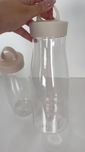 ขวดน้ำพลาสติก กระบอกน้ำพลาสติก 910ml. พร้อมหูหิ้ว WBP101 | Smileylife Shop