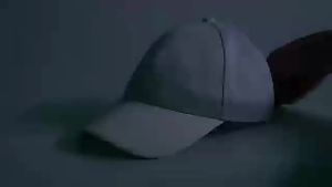 Topi Besbol Gentian Optik LED RGB 7 Warna Topi Bercahaya Boleh Dicas semula dengan Mod Berkelip Auto Lampu Malam untuk Peralatan Keselamatan Pesta Perkhemahan Konsert派对帽