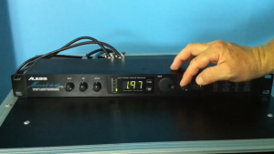 ALesis Microverb4 Dual-channel DSP digital effects processor stage and KTV digital effects processor KTV and karaoke audio adjustment