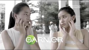 Garnier Bright Complete Vitamin C Face Wash 50 ml: Sabun Pembersih Wajah untuk Kulit Berminyak & Berjerawat