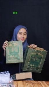 Paper Bag Tempat Oleh - Oleh Haji Dan Umroh Premium Isi 10 PCS