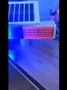 Traffic light integrated solar flash light split strong flash road warning light construction [aluminum alloy shell + super long standby]