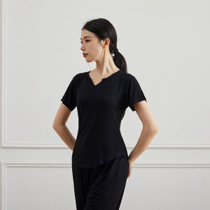 ชุดโยคะสำหรับผู้หญิง เสื้อและกางเกงแขนสั้น คอกลม วินเทจ ชุดเต้นรำแบบสมัยใหม่ ชุดฝึกโยคะสำหรับผู้ใหญ่