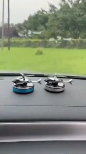 Parfum Mobil Dashboard Solar Jet Heli Free Pengharum/ Diffuser Mobil Solar Heli Jet Model Tenaga Surya Matahari/ Pengharum Ruangan Aromaterapi/ Farfum Mobil Berputar Mobil Tanpa Baterai Tahan Lama/ Diffuser Solar Fragrance