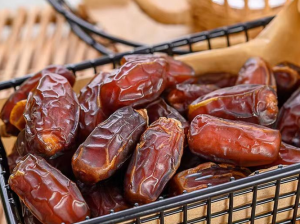 Coconut date black date fresh candied fruit 510g   黑椰枣