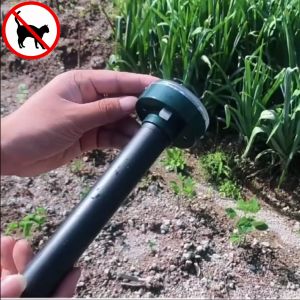 ✨Solar powered✨cat repeller ultrasonic cat repellent
