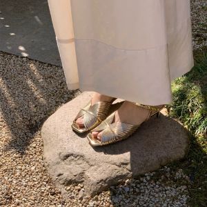 2024 Summer New Arrival Gold Peep Toe Sandals Womens Outwear Open Toe Beautiful High Heels Square Toe Cut Out Womens Sandals