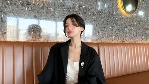 【Bestella✨COD】Bros Gandum Mata Kucing Bros Bunga Payudara Berlian Imitasi Indah Pin Bunga Payudara Aksesori Indera Tingkat Lanjut