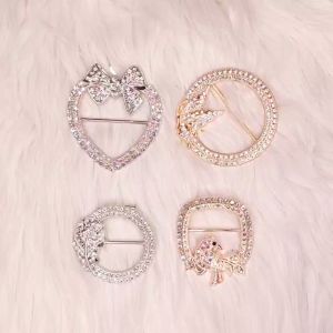 Bros / Ring / Gesper / Syal / Pashmina / Hijab / 15 Variasi Model bisa untuk bros dan rok lilit