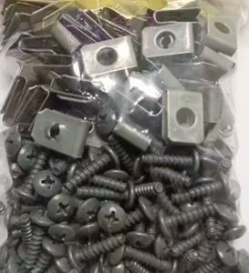 1 Pak Baut Body Vario Beat Spacy  4x16 / Baut Klip all Honda Matik