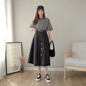 High-waist button denim skirt with large hem long umbrella skirt washed with high-quality fabric