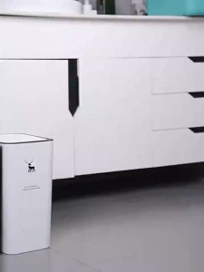 10L/15L Press-type Trash Can With Lid Waterproof Pet-proof Anti-odor Space Save Trash Bin