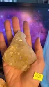 viên đá thạch anh vàng Citrine tự nhiên năng lượng Vũ Trụ tài lộc 205