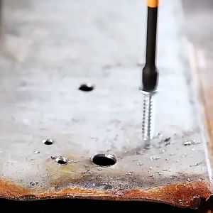 ชูดไขควงไฟฟ้าสกรูสีดำ 50-70 มม หัวแม่เหล็กแรงกระแทกข้าม Mata Bor Tangan ความแข็งสูง