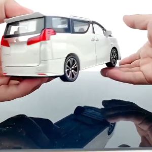 1:24 Toyota Alphard / Vellfire MPV | Diecast Metal Car Model | by CHE ZHI - Lazada