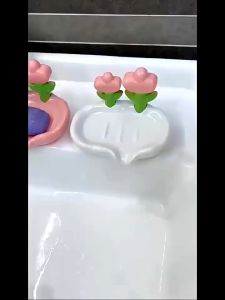 Soap Box Creative Flower Shape Soap Dish Non-slip Bathroom Drainable Soap Tray Holder Container
