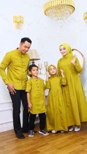 Gaya Keluarga Serasi: Baju Couple Sarimbit dengan Nuansa Lemon