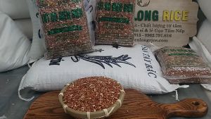 Gạo Lứt Đỏ Điện Biên Hàng Loại 1 Dẻo Mềm Xát Mộc Loại 1KG