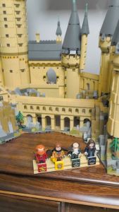 Enchanted Castle Building Blocks with light strips Hogwarts toy building enthusiasts assembled toys
