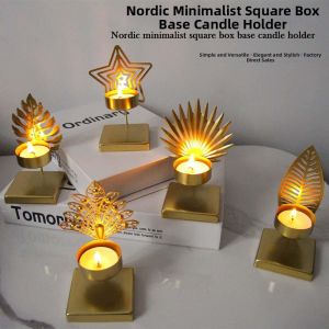 Nordic Simple Metal Leaf-shaped Candle Holder
