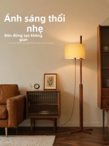 Đèn Sàn Gỗ Thật Phong Cách Trung Quốc Đầy Cá Tính Cổ Điển