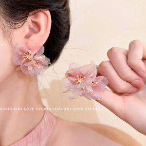 Elegant Fairy Tale Style Floral Lace Earrings for Women Unique Beautiful Design Luxury Sensation New 2025 Fashion Jewelry