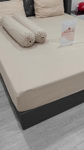 ผ้าปูที่นอน สีพื้น 5 ชิ้น