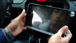 Màn Hình Ô Tô 7inch 1080p Thông Minh MOVABLE HD 10v-24v -Home And Garden