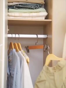 ตู้แขวนเสื้อผ้า Vigorhome สำหรับโมเดิร์น ออกแบบเพื่อจัดของแบบระเบียบ