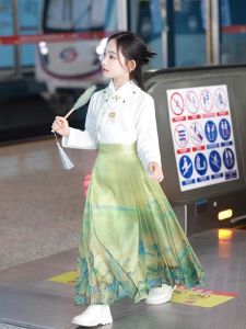 Elegant Summer Childrens Hanfu Set for Girls Super Fairy Skirt And Top Ensemble Little Girl Traditional Chinese Costume