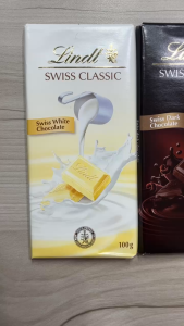 Date 09/26  Socola đen Lindt Swiss Classic thanh 100g - Dark Chocolate