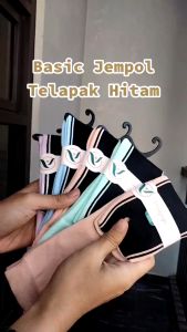 Mugaya Kaos Kaki Jempol Telapak Hitam M Muslimah Bahan Nylon Anti Melorot