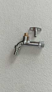 [ VIENA ] Kran Air Tembok / Taman Keran Kamar Mandi Kepala Kunci Anti Karat Ukuran 1/2"