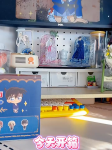 Authentic EAKI Detective Conan Stride Series Blind Box Mini Figurine Ornament Collectible Anime Gift Kaito Kid