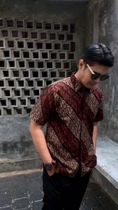 Kemeja Batik Lengan Pendek Hem Batik Lawasan Coklat Pria Kantor
