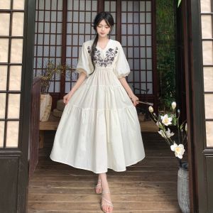 Elegant Ethnic Style Embroidered Midi-sleeve Dress
