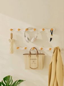 Móc treo đồ sau cửa móc treo decor thông minh chất liệu sắt sơn tĩnh điện nút gỗ  - GM179