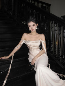 ชุดเดรสยาวเอวสูงคอวีแขนกุดสไตล์ย้อนยุค ชุดราตรียาวปานกลาง ชุดราตรีเอวสูง ชุดเดรสยาวปานกลาง ชุดเดรสยาวปานกลาง