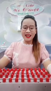 son gấc màu đỏ đất