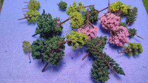30Pcs Mixed Size Model Trees Miniature Landscape Trees for Diorama/Wargame/Terrain/Model Railway Layout DIY Crafts