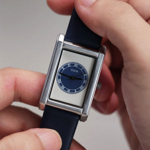 CILOA New Mens Retro-Style Business-Casual Square Quartz Waterproof Watch