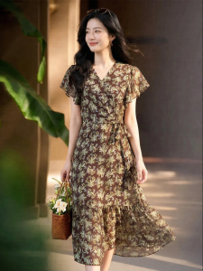 Misoshine | Floral V-Neck Slimming Dress