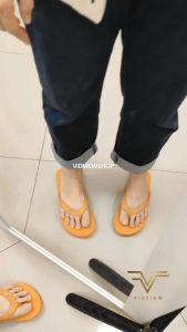 VIDVIEW !!ลดสนั่น!! รองเท้าแตะ ดาวเทียม ไซส์ 36-43 แบบหูหนีบ เนื้อยาง ทนทาน